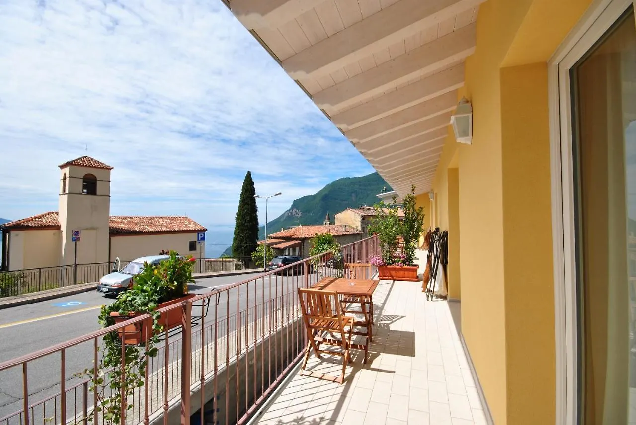 Appartamenti San Pietro - Hotel Gallo Tignale 0*,  Italien