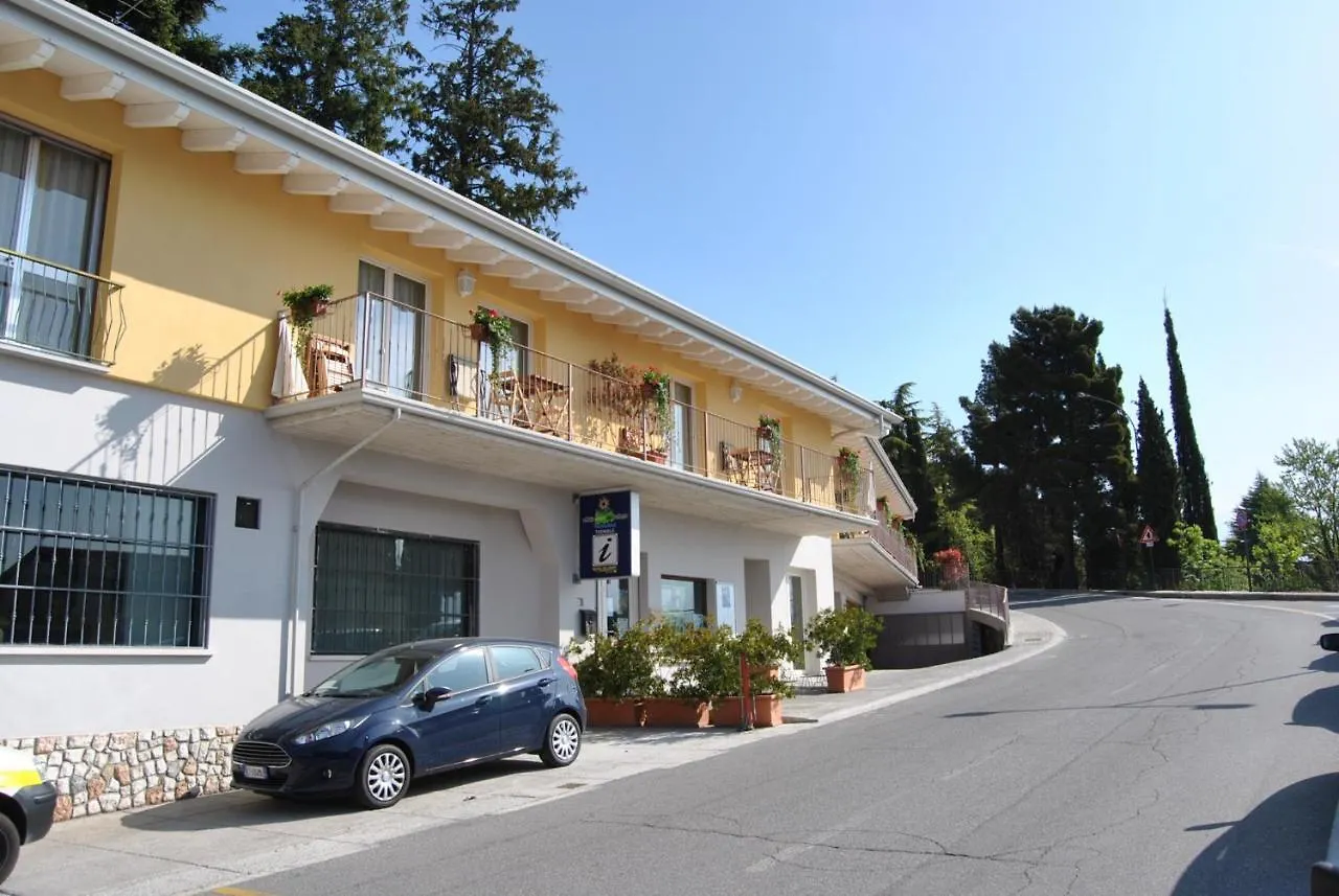 Appartamenti San Pietro - Hotel Gallo Tignale Aparthotel