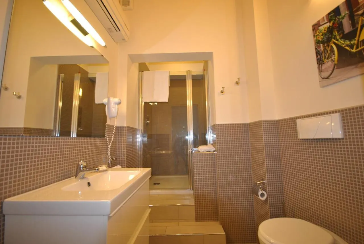 Appartamenti San Pietro - Hotel Gallo Tignale Aparthotel