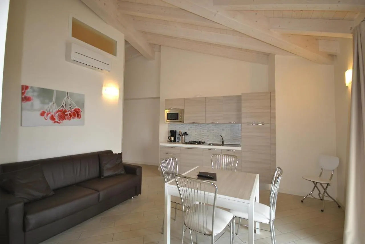 Appartamenti San Pietro - Hotel Gallo Tignale 0*,  Italien
