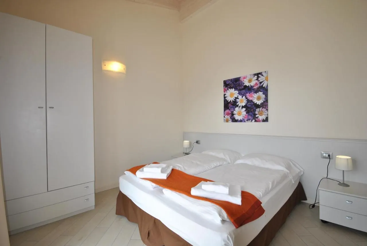 Appartamenti San Pietro - Hotel Galloティニャーレ イタリア